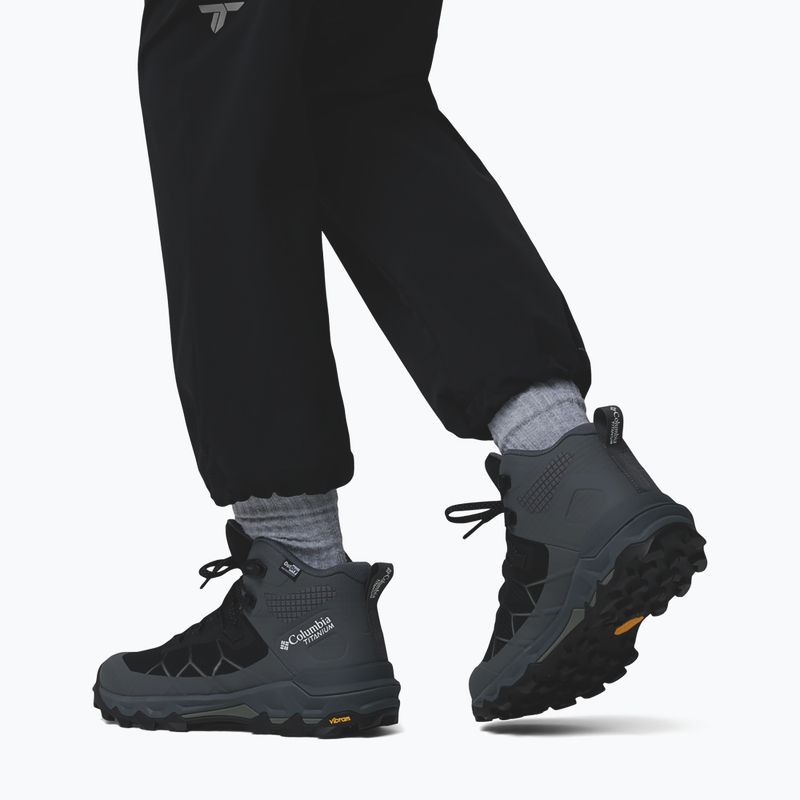 Women's trekking boots Columbia Peakfreak Titanum Outdry Mid black/sedona sage 6