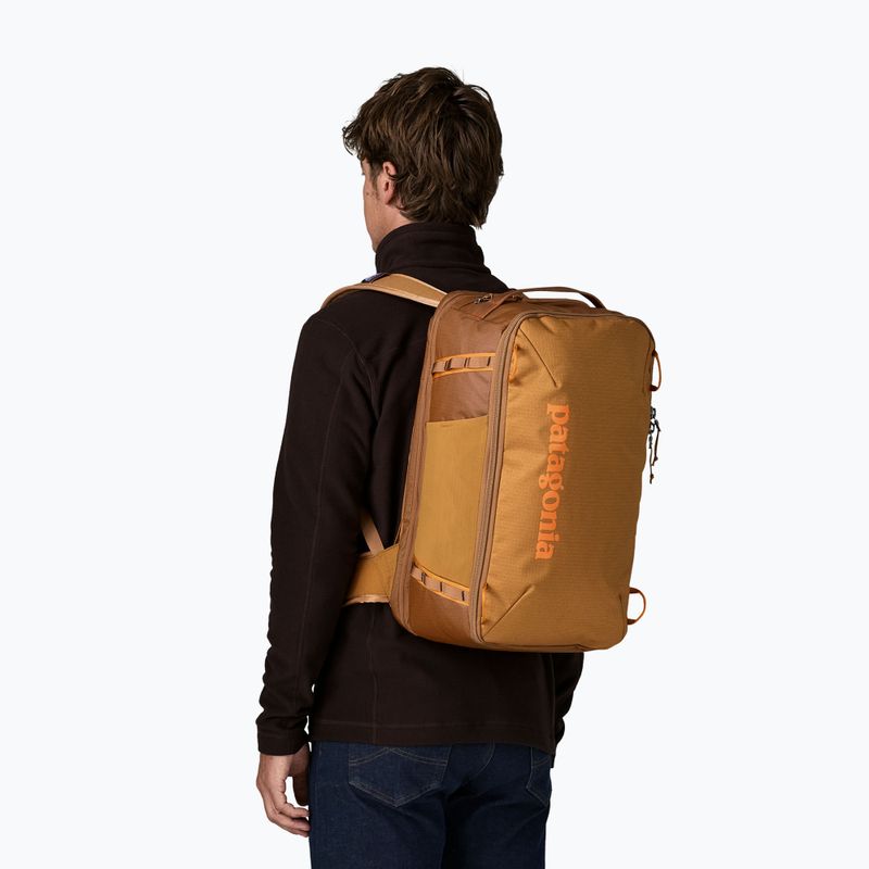Hiking backpack Patagonia Black Hole Mini MLC 30 l cinnamon brown 2