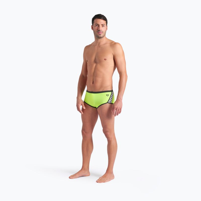 Men's arena Icons Swim Low Waist Short Solid artic lime/dark sage swim briefs 5