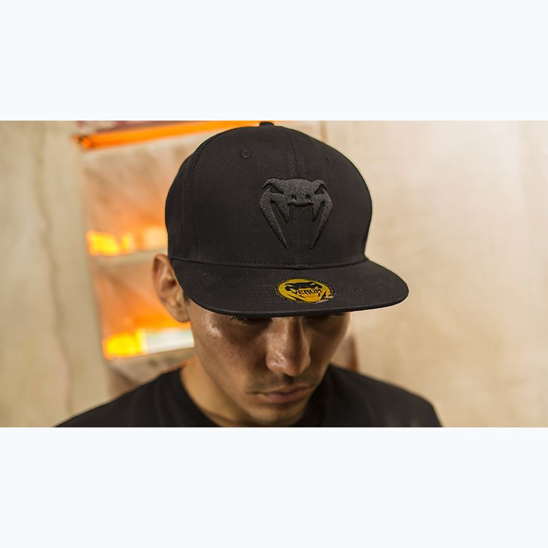 Venum Classic Snapback cap black 03598-114 2