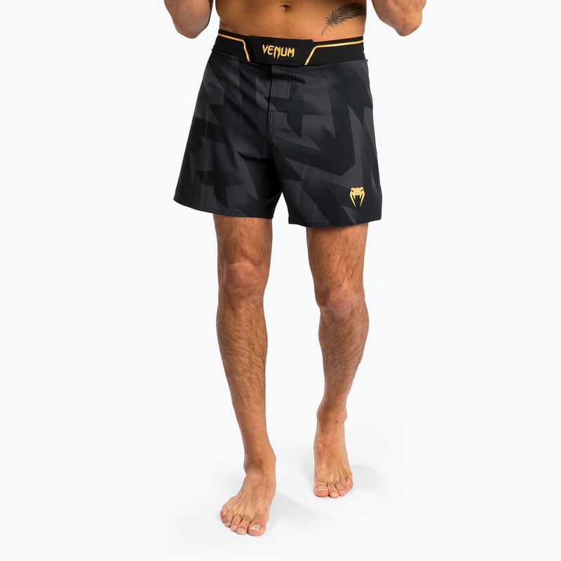 Men's training shorts Venum Razor Fight black/gold