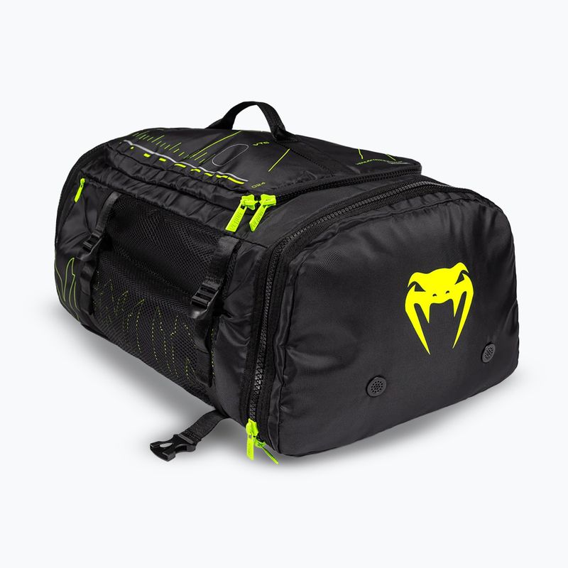 Venum Training Camp 4.0 bag black/neo green 5