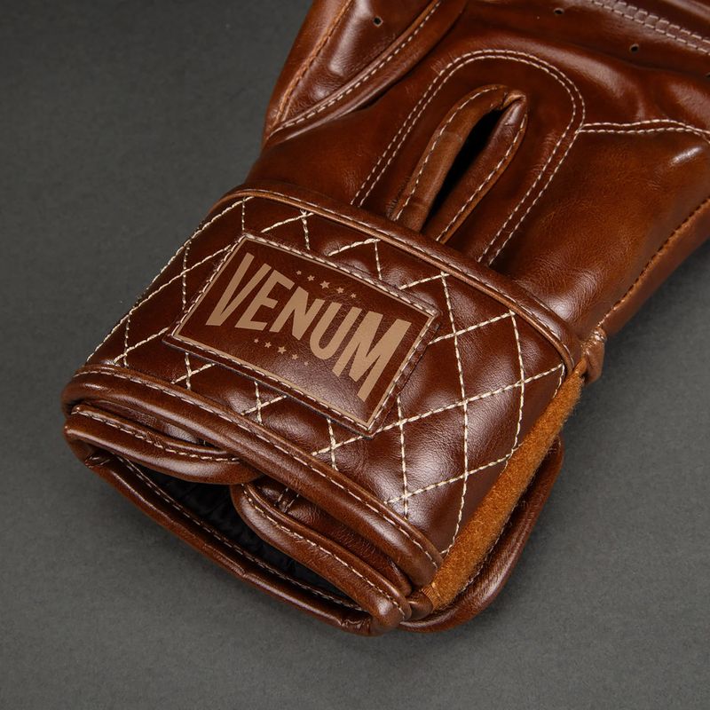 Boxing gloves Venum Impact Classic Boxing shiny havana 4