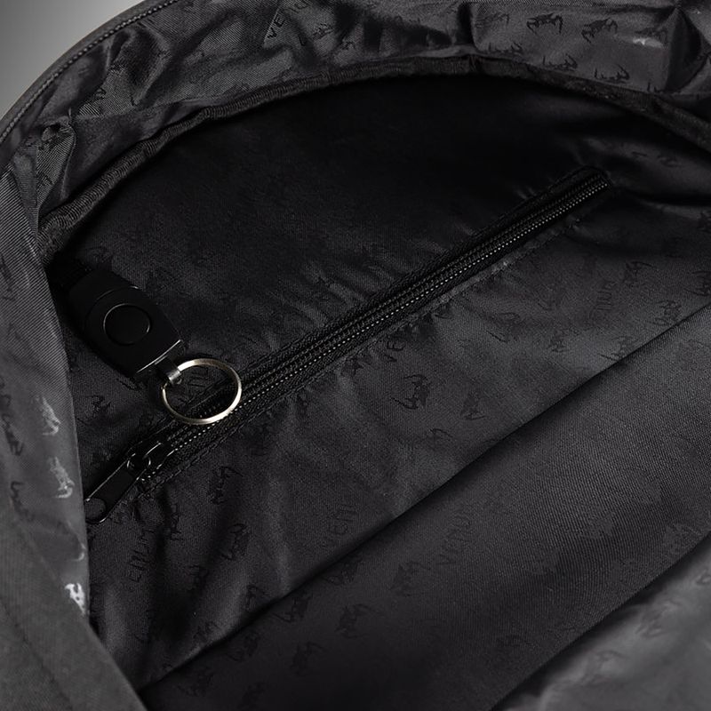 Training backpack Venum Essential 24 l black 6