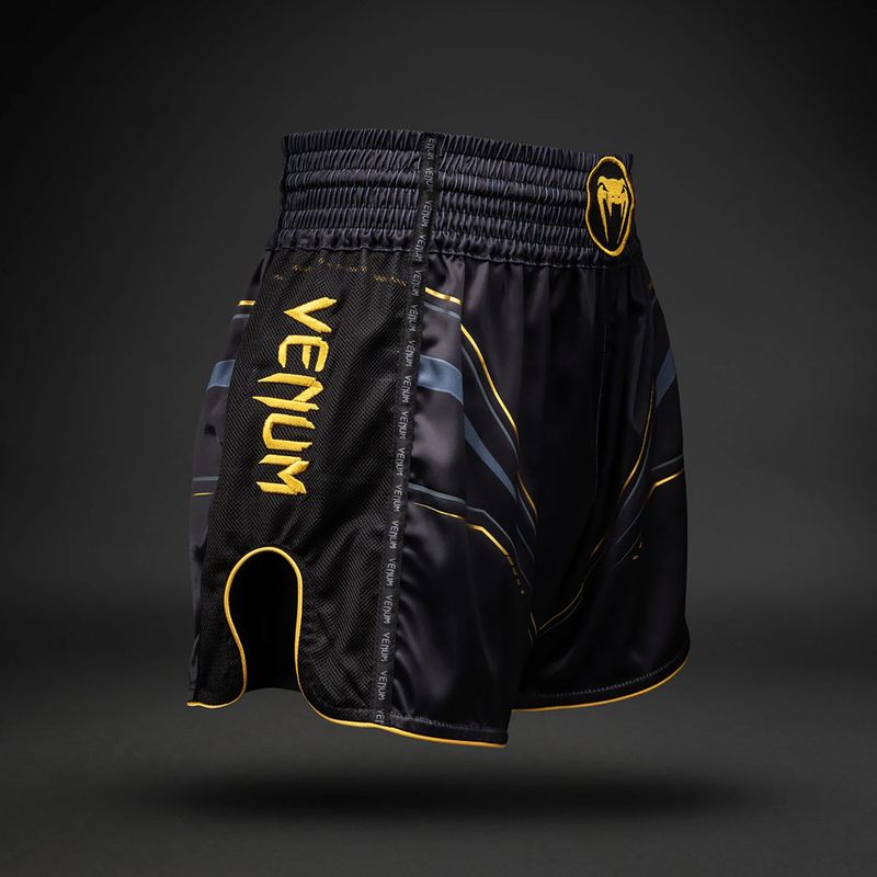 Men's training shorts Venum Streamline Muay Thai black/gold 3