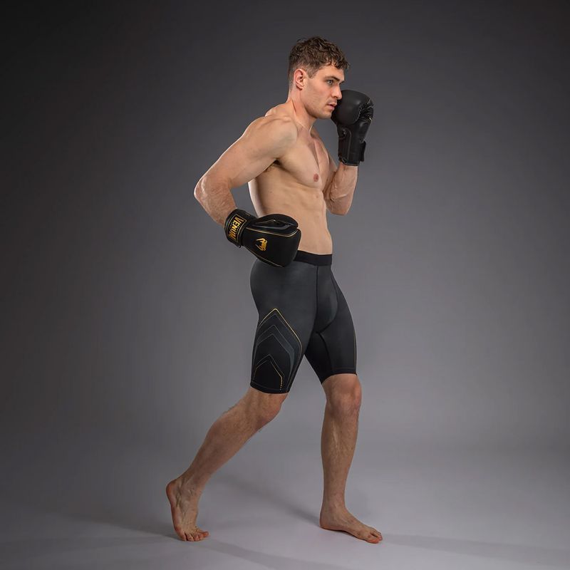 Men's training shorts Venum Streamline Vale Tudo black/gold 2