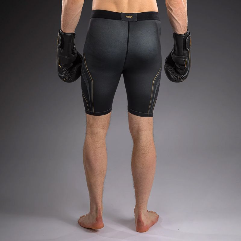 Men's training shorts Venum Streamline Vale Tudo black/gold 3
