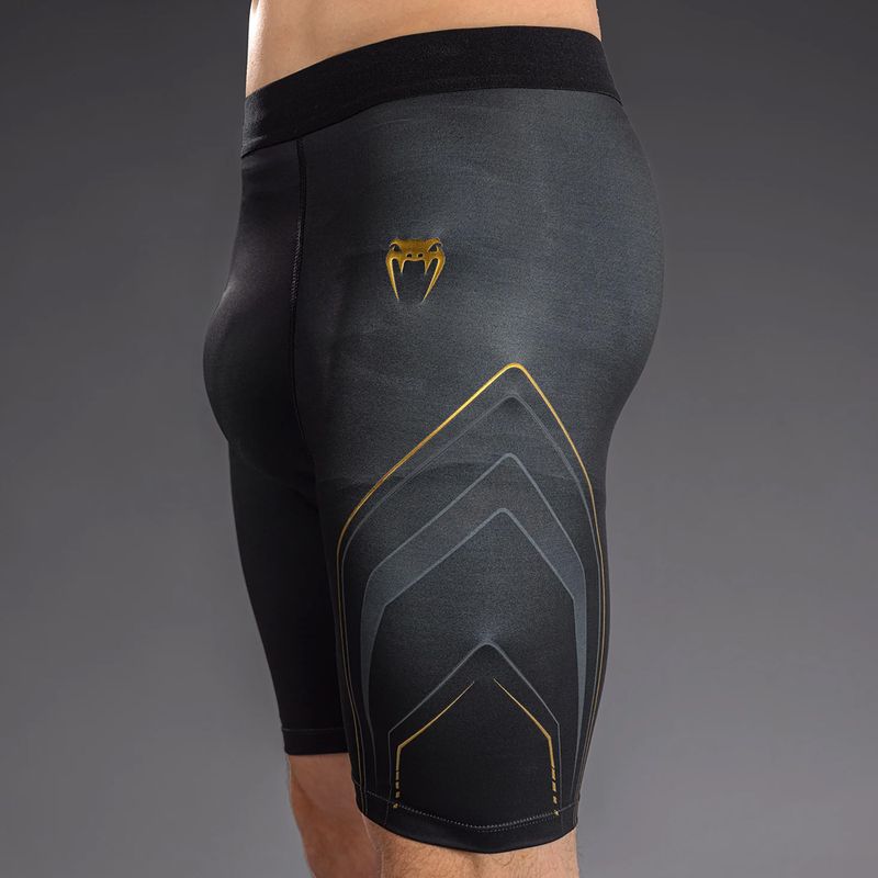 Men's training shorts Venum Streamline Vale Tudo black/gold 5