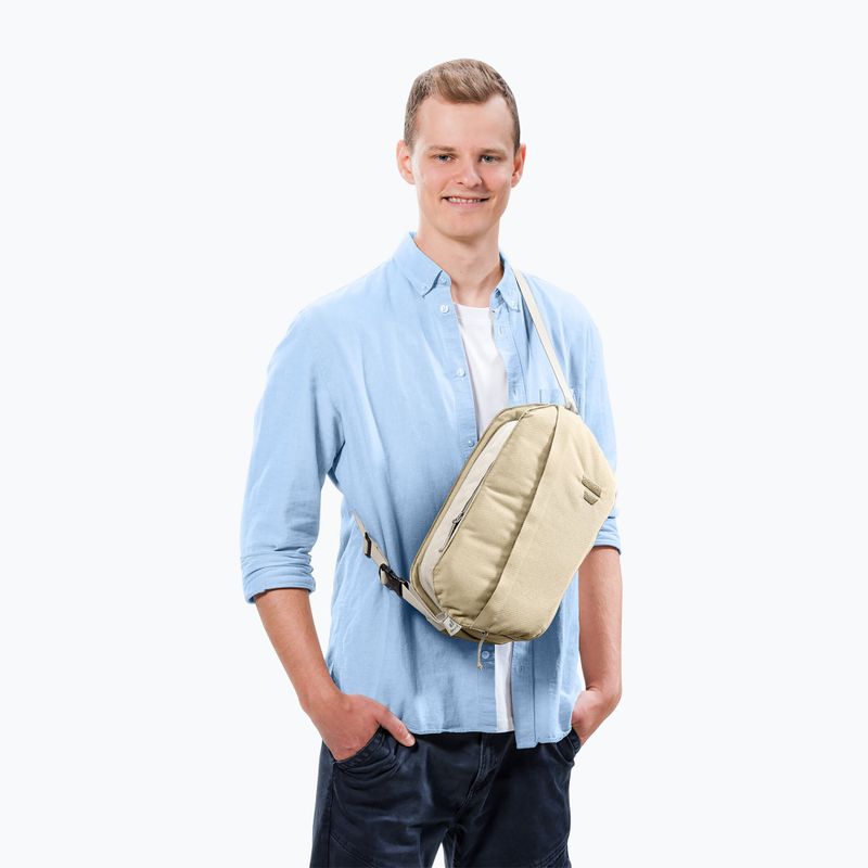 Deuter waistbag Passway 4+1 l desert/bone 8