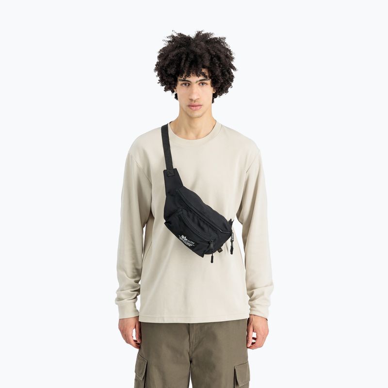 Alpha Industries Big Waist kidney pouch black 4