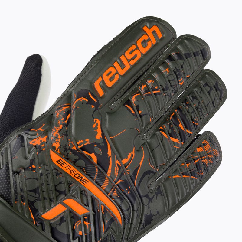 Reusch Attrakt Starter Solid Junior children's goalkeeper gloves green 5372014-5556 3