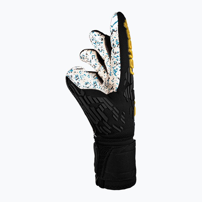 Reusch Attrakt Freegel Fusion Ortho-Tec goalie gloves black/gold 4