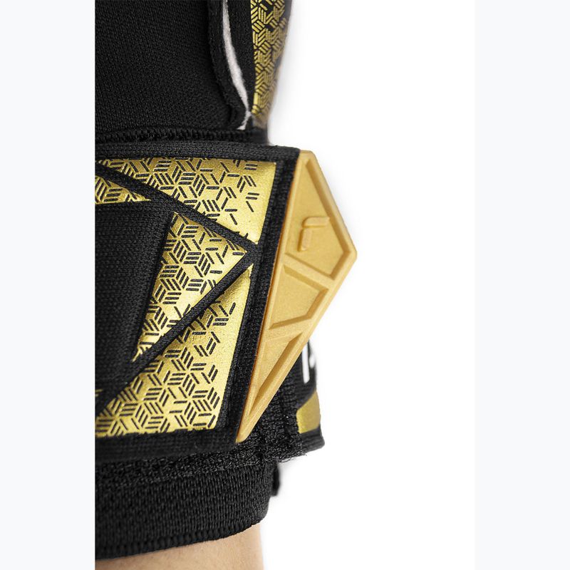 Reusch Attrakt Gold X Evolution Cut Finger Support goalie gloves black/gold/white/black 8