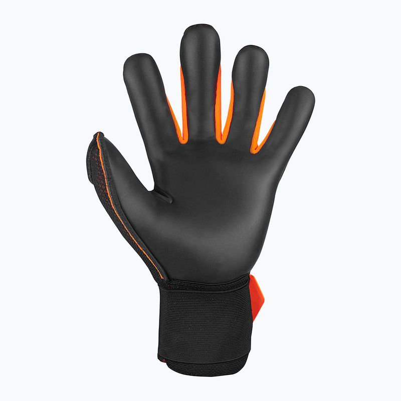 Reusch Attrakt Infinity Airvent goalkeeper glove black/shocking orange 3