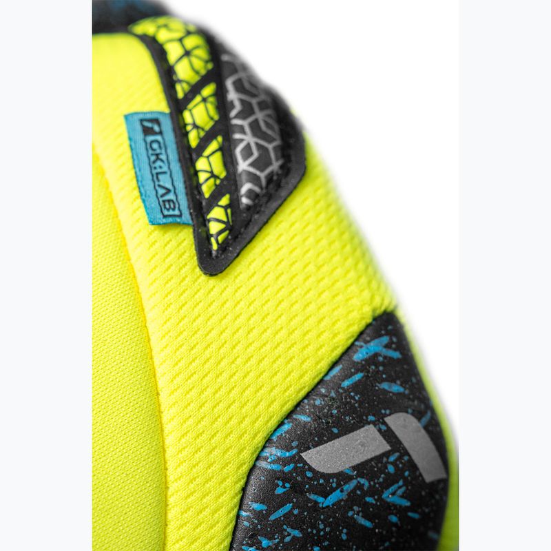 Reusch Attrakt Fusion Guardian safety goalkeeper gloves yellow/silver/black 7