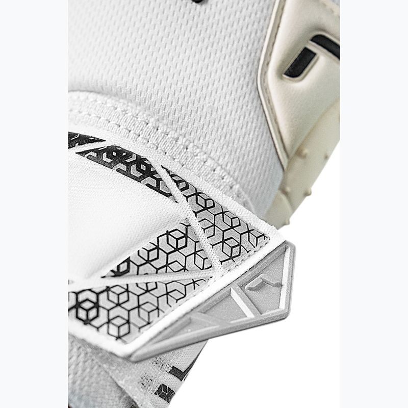 Reusch Attrakt SpeedBump goalkeeper glove white/silver/black 6