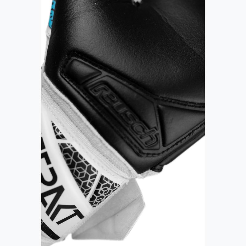 Reusch Attrakt Infinity NC goalkeeper gloves white/silver/black 7