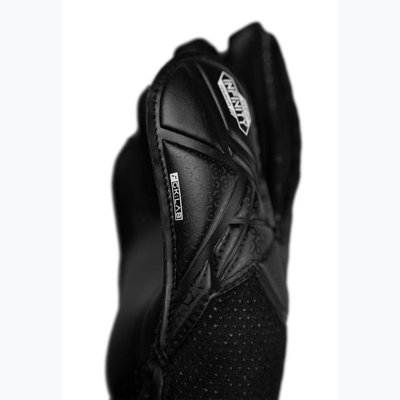 Reusch Attrakt Infinity Junior children's goalkeeper gloves black 7