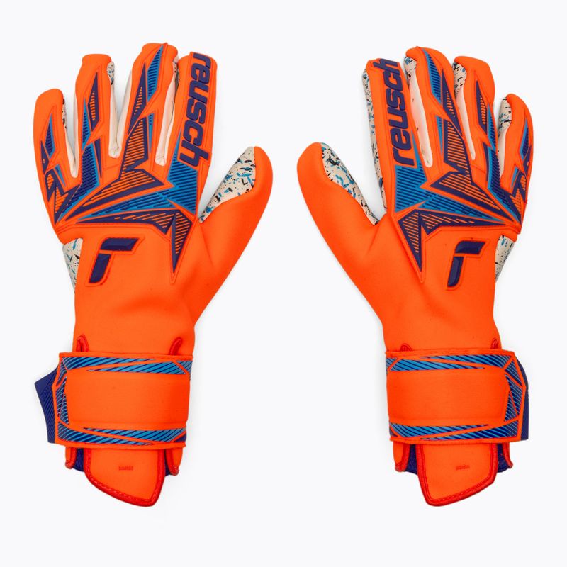 Goalkeeper gloves Reusch Attrakt Freegel Fusion shocking orange/blue 2
