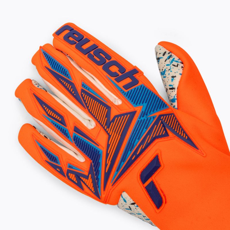 Goalkeeper gloves Reusch Attrakt Freegel Fusion shocking orange/blue 4