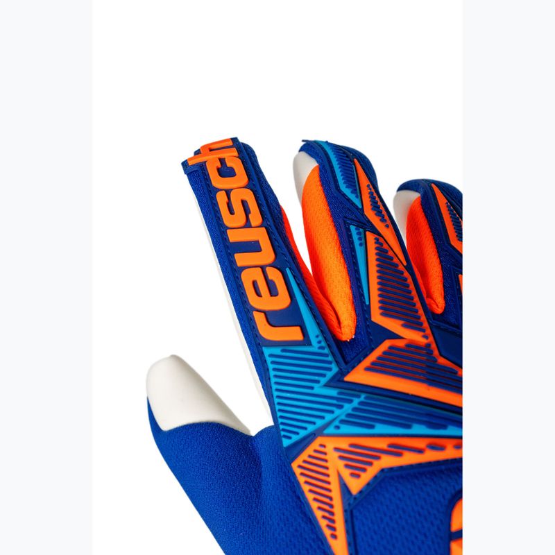 Goalkeeper gloves Reusch Attrakt Freegel Advance sharp blue/shocking orange 5