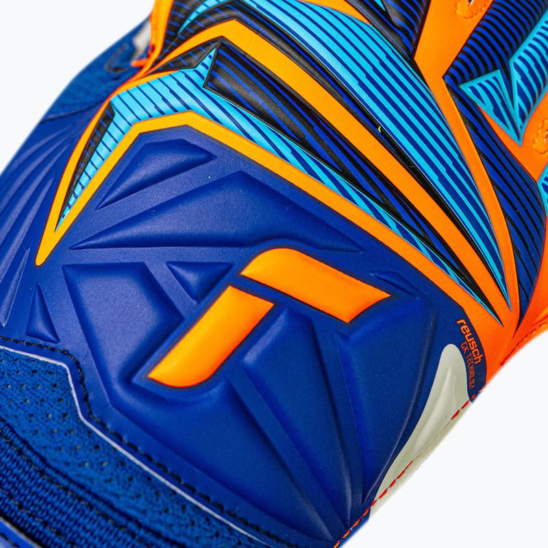 Goalkeeper gloves Reusch Attrakt Solid sharp blue/shocking orange 5