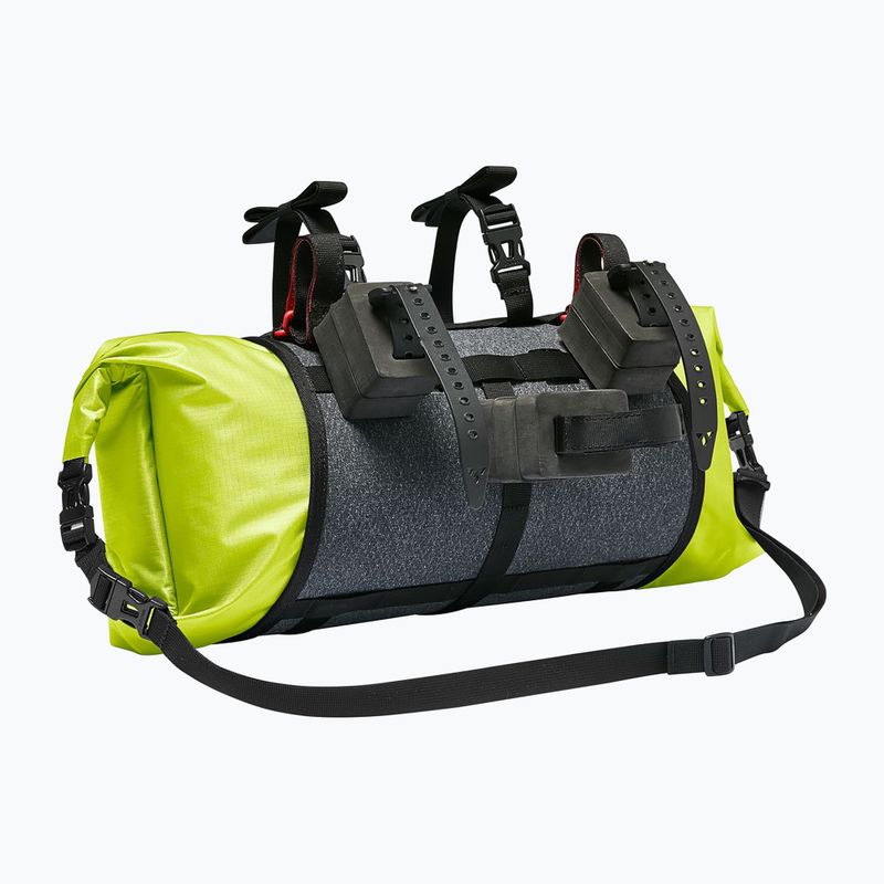 VAUDE Trailfront II 13 l bright green/black handlebar bike bag 2