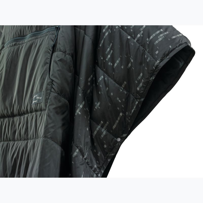 Therm-a-Rest Honcho hiking cape black forest print 2