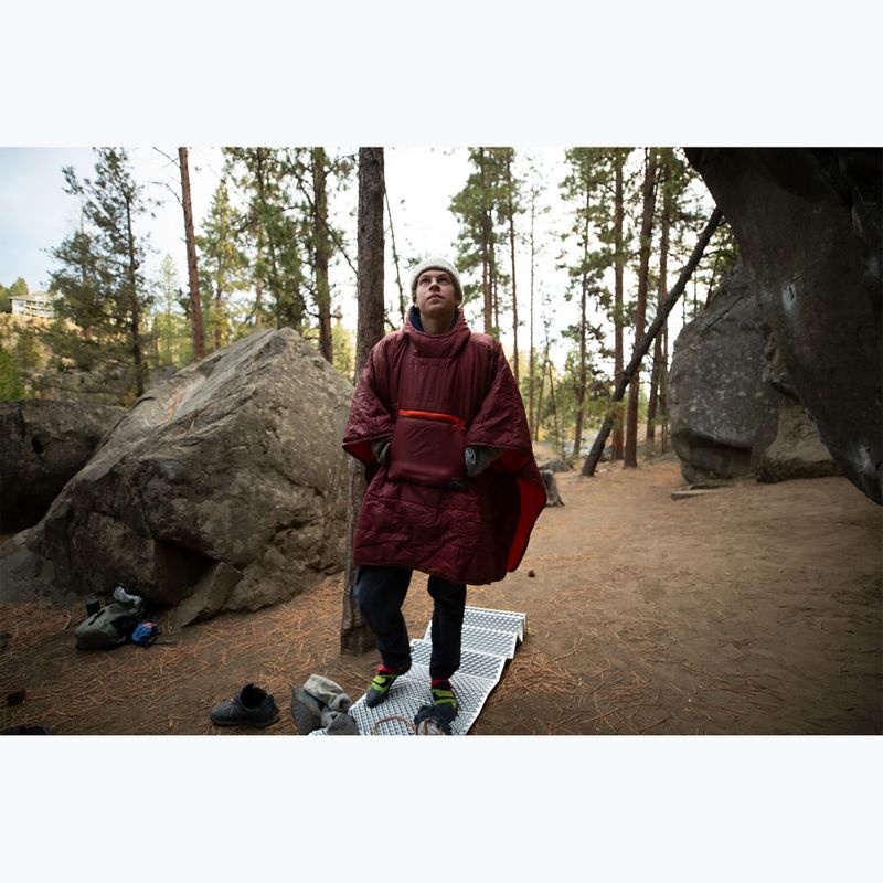 Therm-a-Rest hiking cape Honcho mars red 11