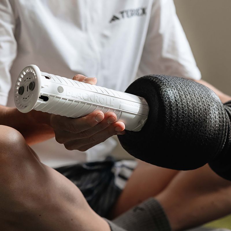 Vibrating massager BLACKROLL Booster Twin 2.0 black 3