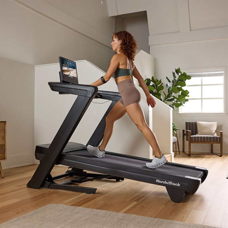 Electric treadmill Nordictrack Commercial 1750 2025 black 8