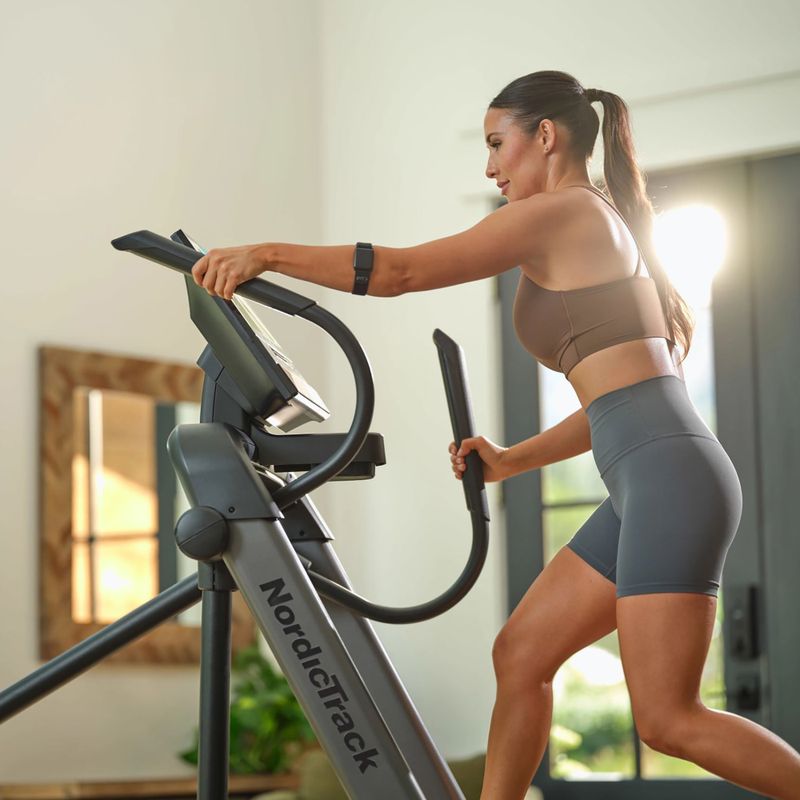 Elliptical stepper NordicTrack NT X16 black 12