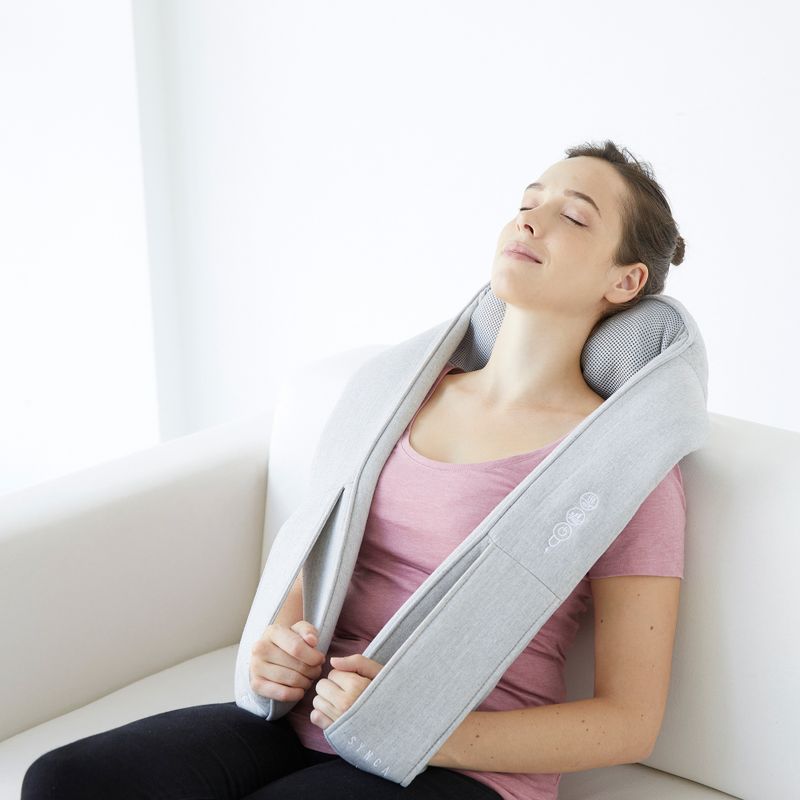 SYNCA Quzy light gray massager 9