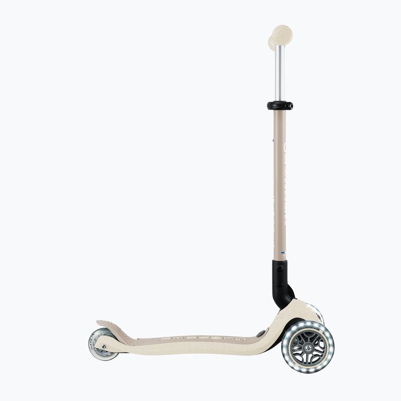 Children's three-wheeled scooter Globber Go.Up Active Ecologic Lights coconut 8