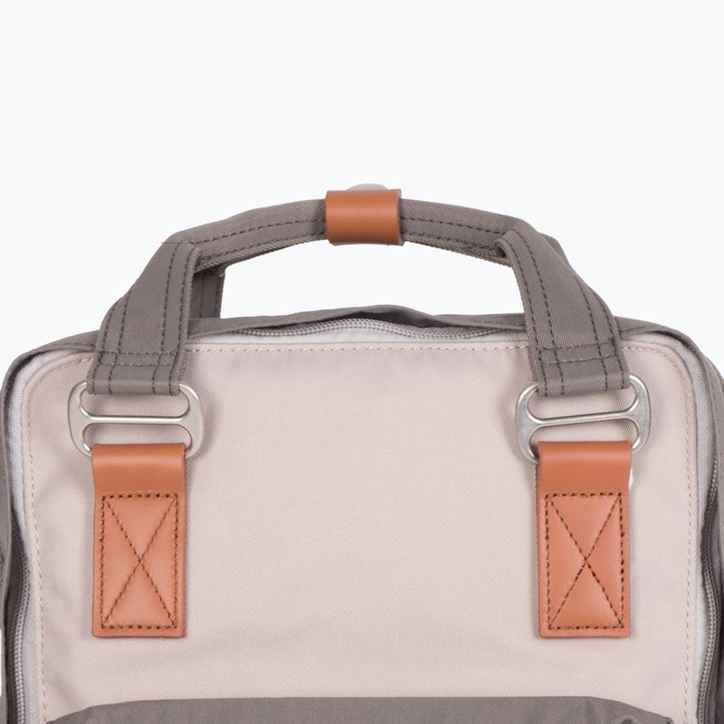 Doughnut Macaroon 16 l ivory/light grey city backpack 4