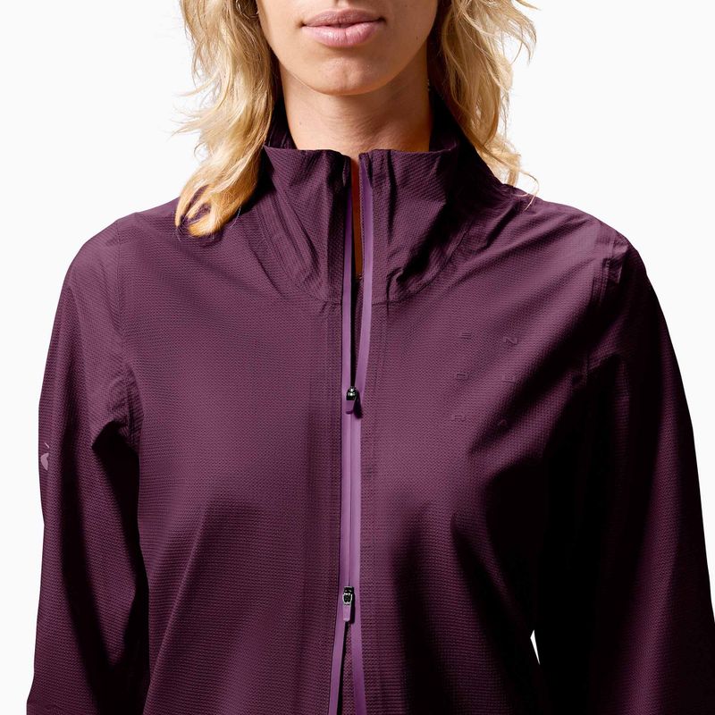 Women's cycling jacket Endura Alltrack Race Cape black cherry 5