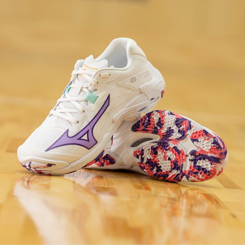 Women's volleyball shoes Mizuno Wave Lightning Z8 white/violet indigo/camelliaros 13