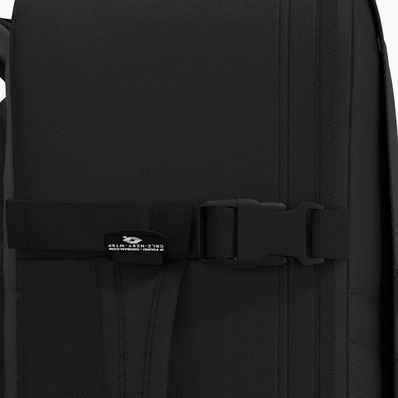 CabinZero Military 44 l hiking backpack absolute black 9