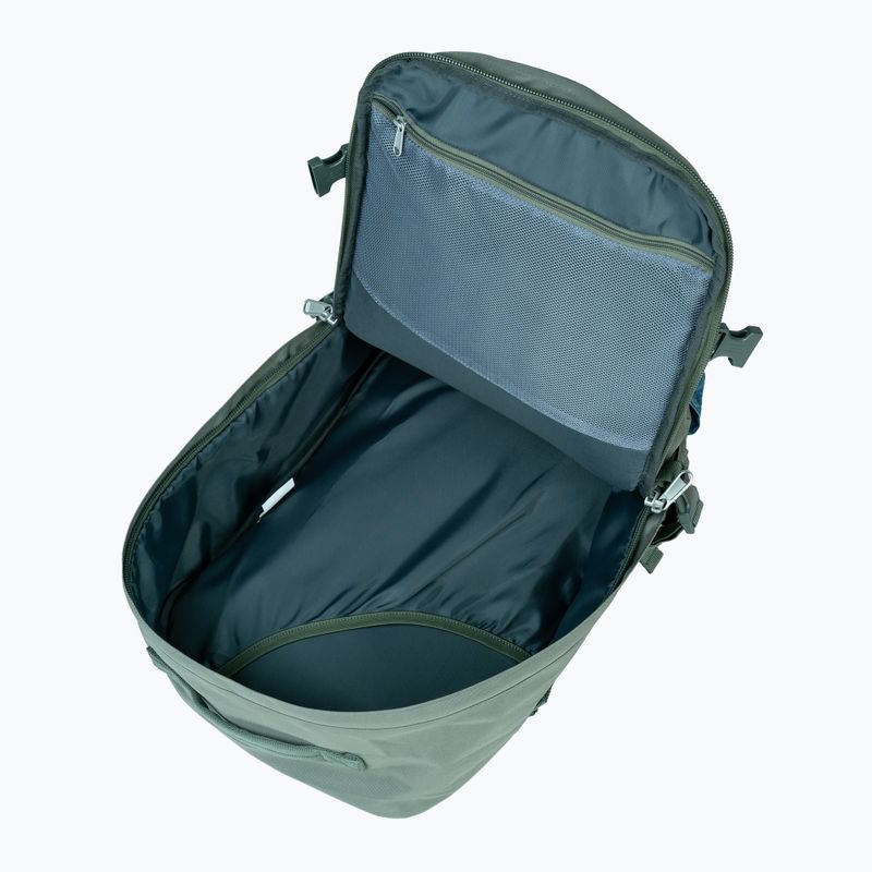 CabinZero Classic Pro 32 l georgian khaki hiking backpack 9