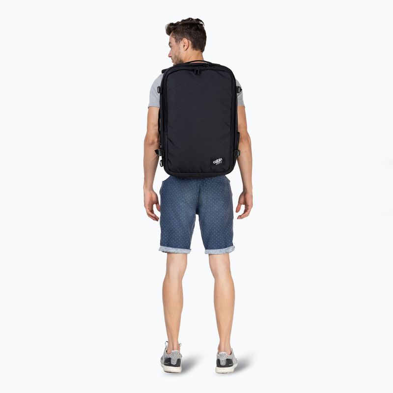 CabinZero Classic Pro 42 l absolute black hiking backpack 10