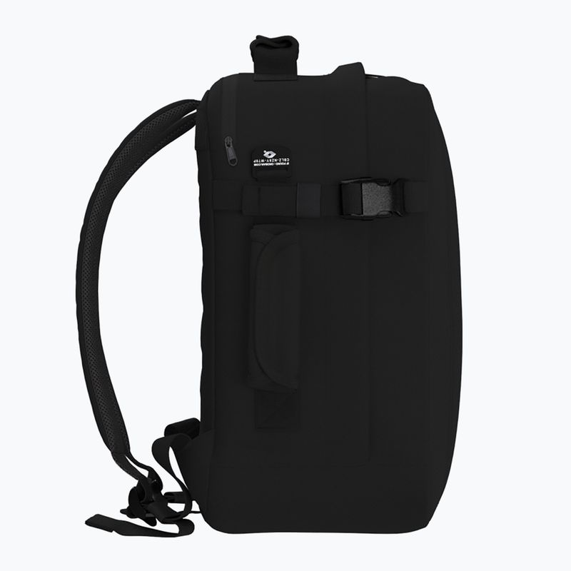 CabinZero Classic Tech 28 l hiking backpack absolute black 5