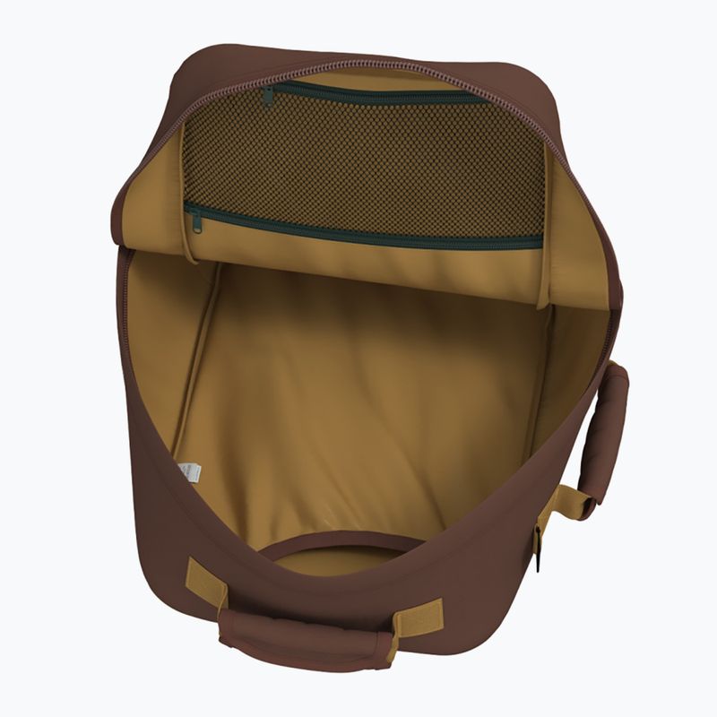 CabinZero Classic 28 l belgian chocolate hiking backpack 7