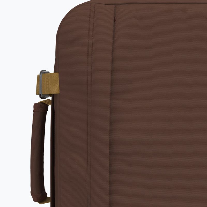 CabinZero Classic 28 l belgian chocolate hiking backpack 9
