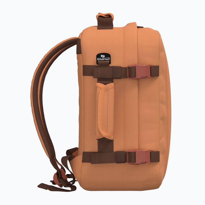CabinZero Classic 28 l gobi sands hiking backpack 5