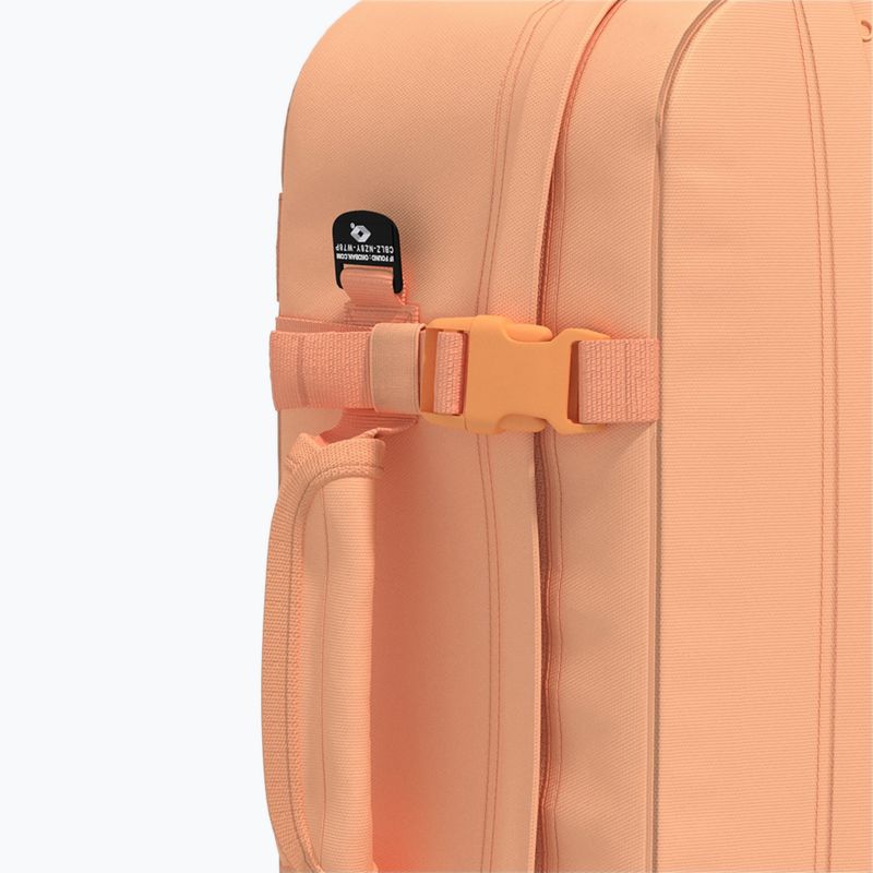 Backpack CabinZero Classic 44 l sunny day 9