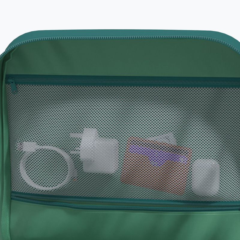 CabinZero Classic 28 l meadow green hiking backpack 13