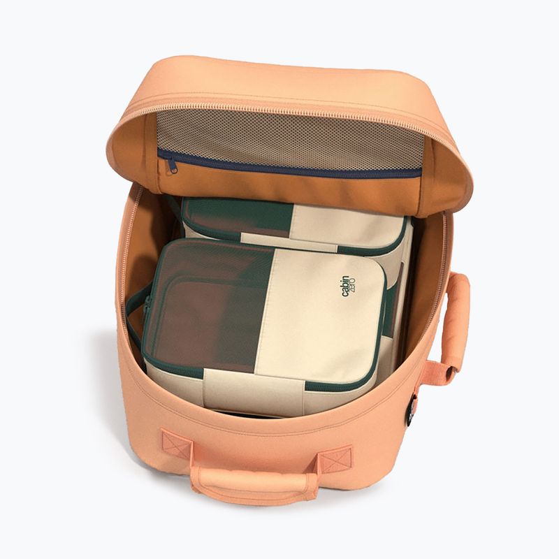 Hiking backpack CabinZero Classic 28 l sunny day 9