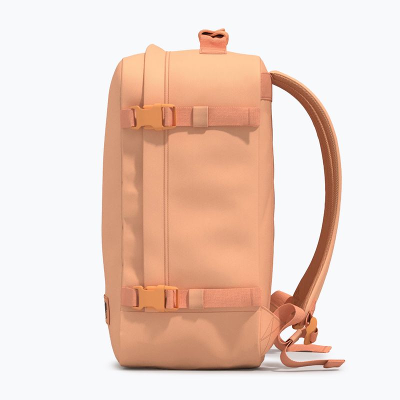 Hiking backpack CabinZero Classic 36 l sunny day 6