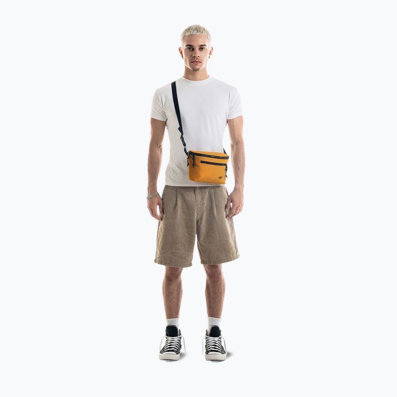 Waist bag CabinZero Stinger 3 l orange chill 12