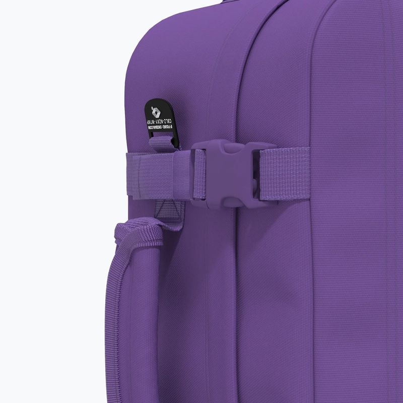 Travel backpack CabinZero Classic 28 l 10